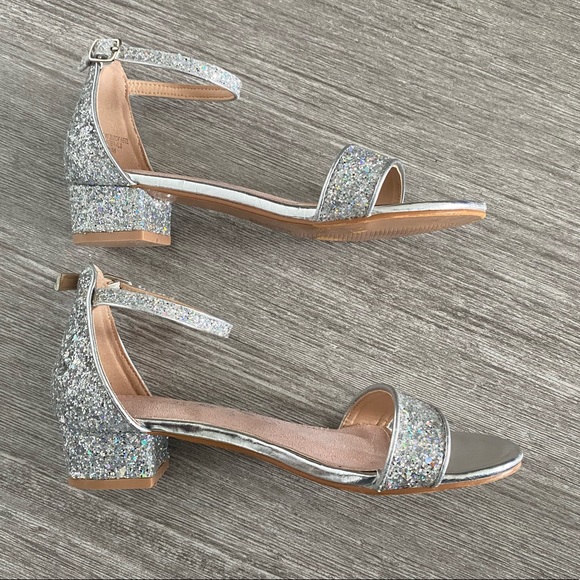 Olive & Edie Gabriele Mary Jane - Picture 6 of 12